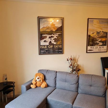 פורטרי Modern Spacious Central Apartment מראה חיצוני תמונה